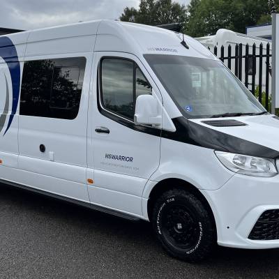 Mercedes Sprinter Holeshot Race Van | Automatic | 4-berth/2-belt | 3500kg