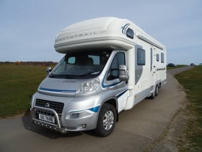 Auto-Trail Frontier Comanche, 2012, 6 berth, 4 belted seats motorhome for sale