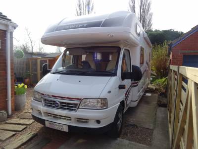 Swift Kon-Tiki 665, 2003, 2 Belts, 6 Berth, French Bed, Over Cab Bed, For Sale