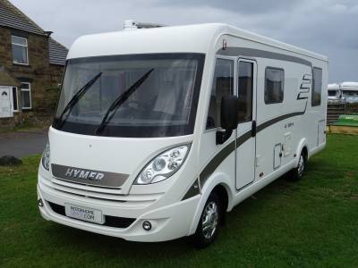 Hymer Exsis 698, 2013, 4 berth, 4 seat belts, fixed island bed, sat TV for sale