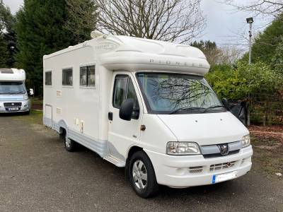 2005 Autocruise Pioneer Frobisher 4 berth rear fixed bed motorhome for sale