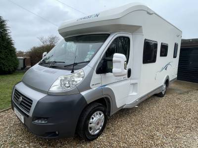 Chausson Flash 06, 6 berth, french fixed bed, 4 seat belt, motorhome for sale