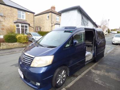 Luxury 4WD Toyota Alphard V camper conversion auto transmission with awning