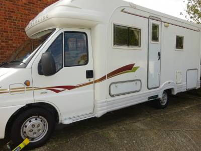 2004 Autocruise Starblazer 4 berth 2 seat belts with Air Con Motorhome for Sale 