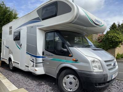 CHAUSSON FLASH 03 2013 FORD 6 BERTH 6 SEATBELT FAMILY MOTORHOME FOR SALE