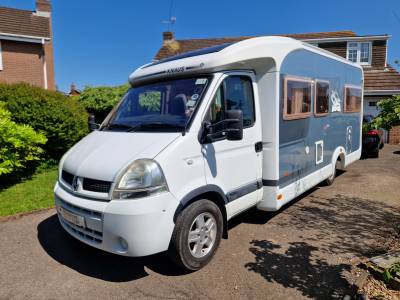 2006 KNAUS SUN TI 650 ME - FIXED REAR BEDS - LOW MILES - LOVELY CONDITION