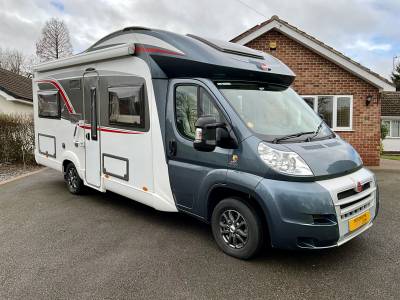 Burstner Ixeo IT700 Fixed Rear Bed Automatic Motorhome For Sale