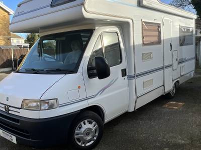 2000 Autohomes Windward 6 berth 4 seat belted Motorhome for sale 