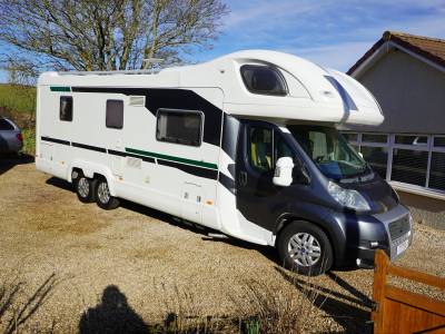 2007 Bessacarr E769, 5-Berth, 4-Seatbelts, Over-cab Double bed, End Island Bed