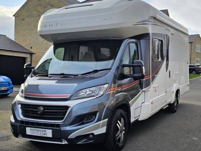 Auto-Trail Mohawk - 2016 - Transverse Bed over Garage - FOR SALE