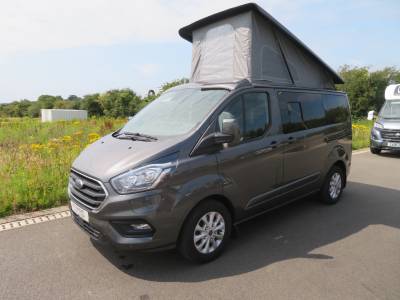 Ford Transit 340 Limited Hybrid