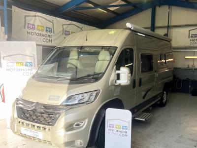 Wildax Solaris XL 2015 4 Berth 4 Travelling Belts