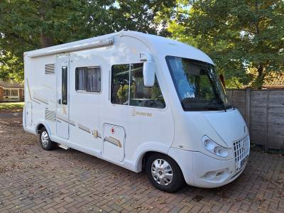 Bavaria Arctic i60, 4 berth, end washroom, drop down bed motorhome for sale