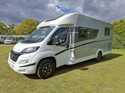 Dethleffs Sunlight T69L 2018 island bed + electronic drop down double berth