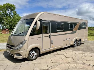 Burstner Elegance i920G, 4 berth, rear island bed, auto