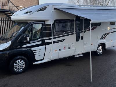 Swift KonTiki 625 Black Edition | End bedroom | 4-berth/4-belt | 18008miles |