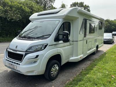 Bailey Autograph 79-4