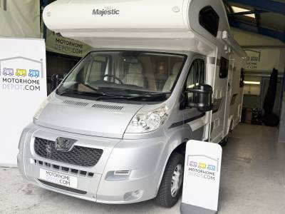 2013 Elddis Majestic 180 6 Berth 6 Travelling Belts With U Shape Lounge