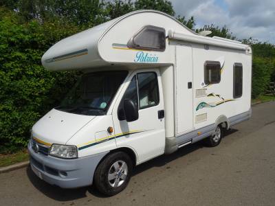 Swift Suntor 590RL 2004 4 Berth Rear Lounge Over Cab Bed Motorhome for Sale