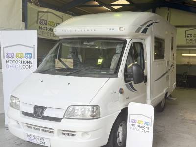 2005 Autosleeper Nuevo 2 Berth End Kitchen