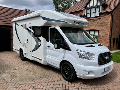 Chausson 616, 5 berth, 5 belted seats, rear fixed beds motorhome for sale