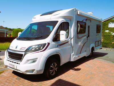 Elddis Prestige 155, 4 Berth/4 Belt, Fixed Bed, Low Miles