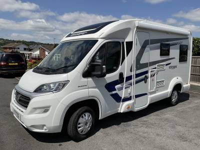 Swift Escape 404C Compact 4 berth/belt rear lounge motorhome