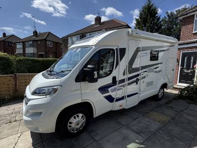 Swift Escape Compact C205 Rear Fixed Bed Large Garage