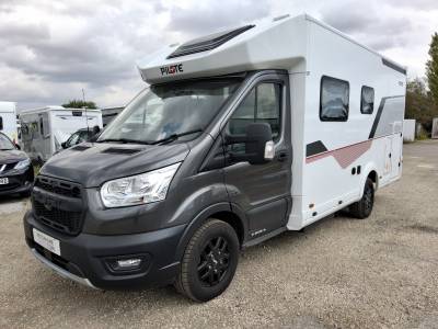 Pilote Atlas A696G, Automatic, fixed bed, 4 belts motorhome for sale