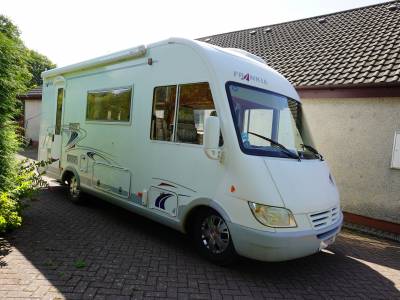 2003 Frankia i650 Holiday Class, 4-Berth, 4-Seatbelts, Over-cab Drop-down Bed