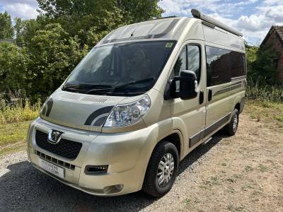 Auto-Sleepers Symbol, Habitation Air Con, Habitation Check, Air Suspension Solar