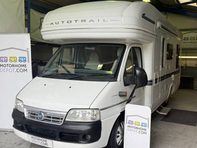 2006 Autotrail Cheyenne 634 SE 2 Berth Rear Lounge
