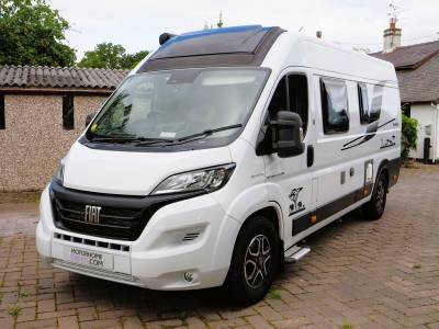 Hobby Vantana KT65 Deluxe Auto, 4 belt, 3 berth, One Owner, FSH