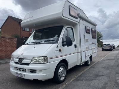 Elddis Suntor 200 Motorhome 5.4m in length, u shaped lounge