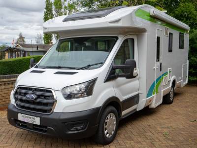 Rollerteam Zefiro 696 - Auto. 4 Berth. Island Bed. Garage -3500 kgs