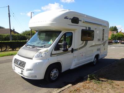 Autotrail Tracker EKS 2007 4 Berth 4 Belt End Kitchen Motorhome for Sale