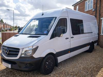 Mercedes Sprinter 313 CDi Campervan / Race Van - Shower Toilet Fixed Rear Bed,