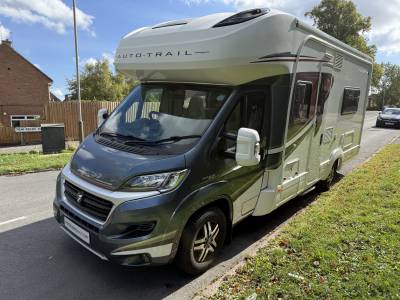 Auto-Trail Tracker EB French Bed Solar Towbar BBQ point TV DVD Ouside Shower