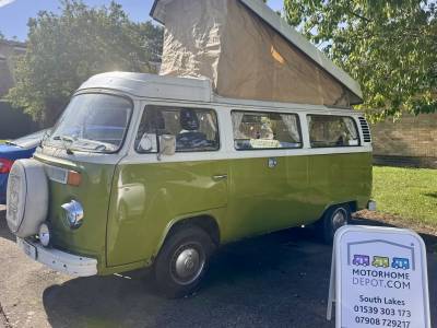 Volkswagen T2 Westfalia Bay Window Campervan pop top