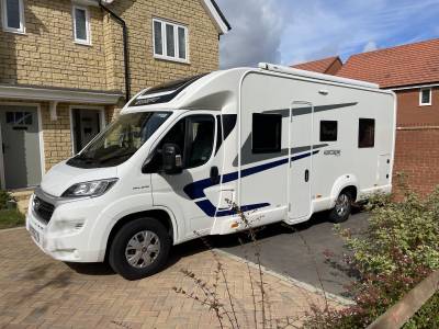 Swift Escape 694 - 2017 - 6 Berth - Island Bed Motorhome For Sale