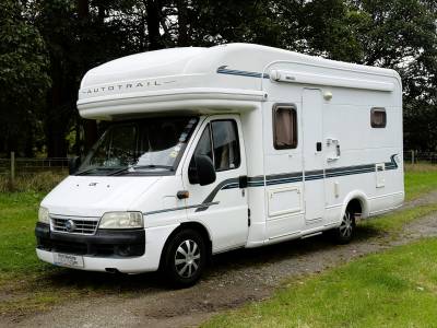 Auto-Trail Cheyenne 632SE, 4 Berth, 2 Belt, Fixed Bed, Solar
