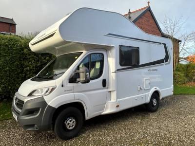 2017 WEINSBERG CARAHOME 550MG MOTORHOME FOR SALE
