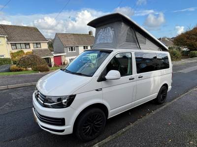 VW Transporter T6 2018 Pop Top 4 Berth Campervan For Sale