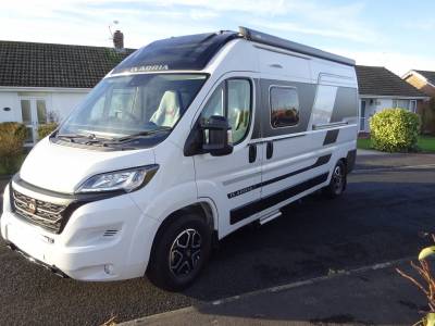 Adria Twin 600 SPB Supreme 2022 3 Berth 4 Belt Fixed Bed Motorhome For Sale