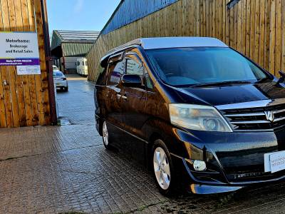 Toyota Alphard pop top camper 40k 4 berth/belts 2006 auto 2.4L 