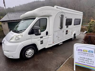 Autocruise Stardream 2008. Peugeot 2.2 Low Profile, Rear Lounge, Al-Ko chassis