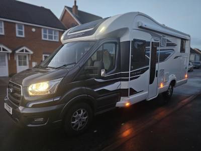 2022 Swift Voyager 584 4 Berth 4 Belt Twin Beds Garage Air Con 6,500 Miles