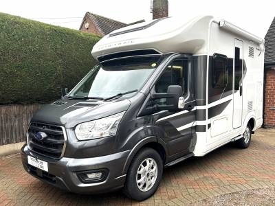 AUTO-TRAIL F-LINE F60 AUTOMATIC ELECTRIC BED END WASHROOM Motorhome for Sale