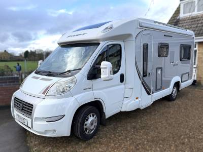 Swift Bolero 630PR - U-Shaped End Lounge 2011