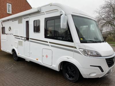 BAVARIA  I 740GJ 2017 - 4000KG - SINGLE BEDS - GARAGE-MANUAL - LOW MILES